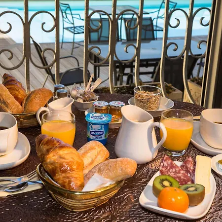 Hotel Arc Sur 3*
