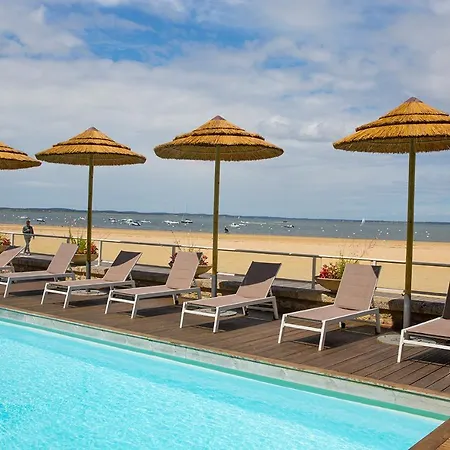 Hotel Arc Sur 3*