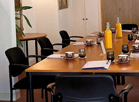 Otel Arc Sur Arcachon