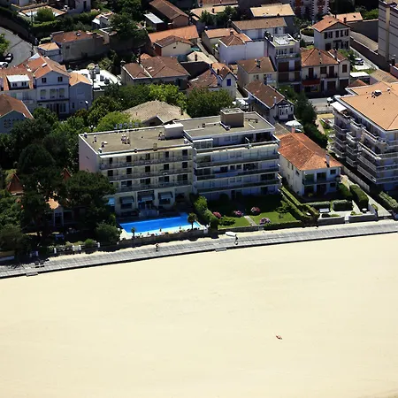 Arc Sur Ξενοδοχείο 3*