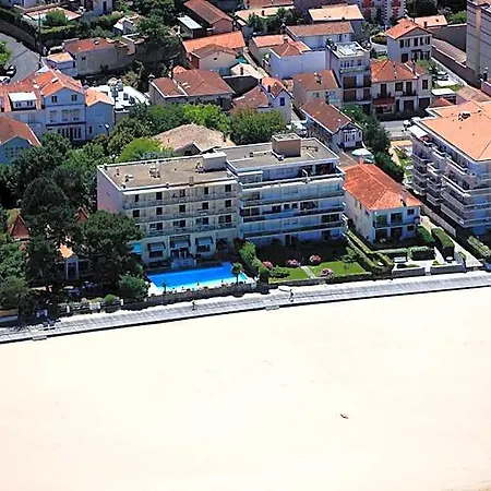 Hotel Arc Sur 3*
