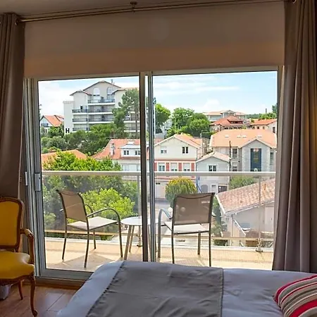 Hotel Arc Sur 3*