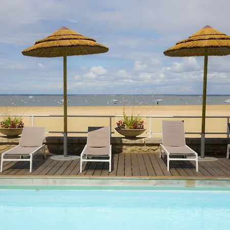 Hotel Arc Sur 3*