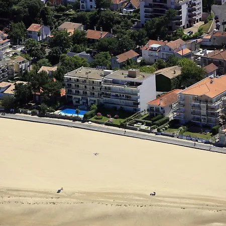 Arc Sur Otel 3*